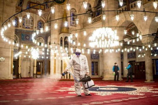 New York Times gazetesi koronavirüs haberinde kullandığı için tepki çeken Türkiye fotoğraflarını kaldırdı
