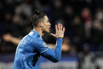 Ronaldo'nun ada satın almadığı, okyanus manzaralı evinde kendisini izole ettiği ortaya çıktı