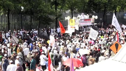 Hindistan Vatandaşlık Yasası'ndaki değişikliğe karşı protesto düzenlendi