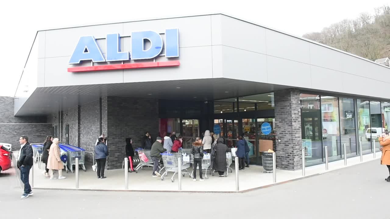 Wandre le magasin aldi fermé
