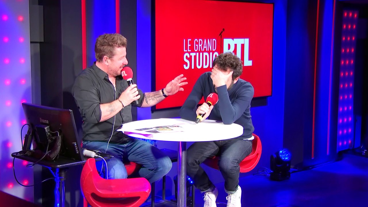 Mathieu Madenian répond à l'interview Charles Aznavour - Le Grand Studio RTL Humour