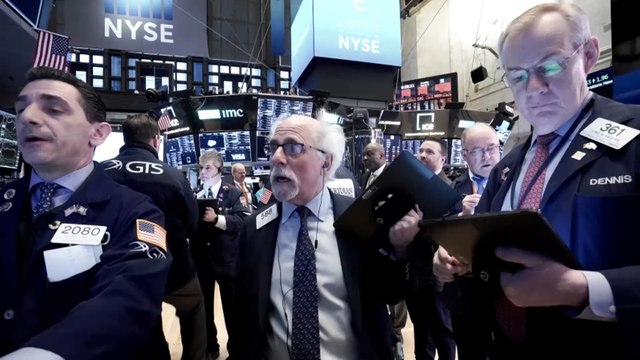 وباء كورونا.. انتشار متسارع وهلع في بلدان العالم