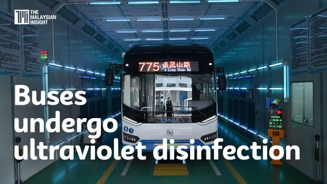 Buses undergo ultraviolet disinfection in China