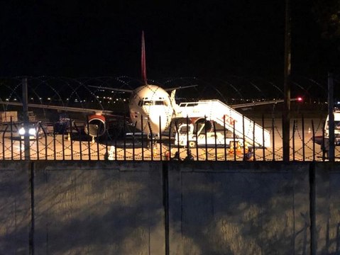 Bağdat'tan Ankara Esenboğa Havalimanı'na gelen uçaktaki 57 kişi karantinaya alındı