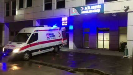 Aksaray'da yolcu otobüsünün tıra çarpması sonucu 44 kişi yaralandı