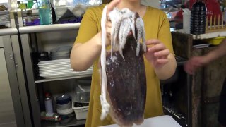 Taiwan street food Cutting live Cuttlefish for Sashimi and Sushi