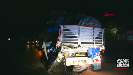 Son dakika haberi... Yolcu otobüsü TIR'a çarptı! Çok sayıda yaralı var
