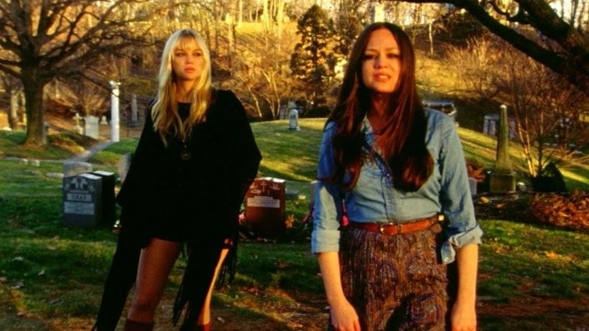 The Pierces - I Put Your Records On
