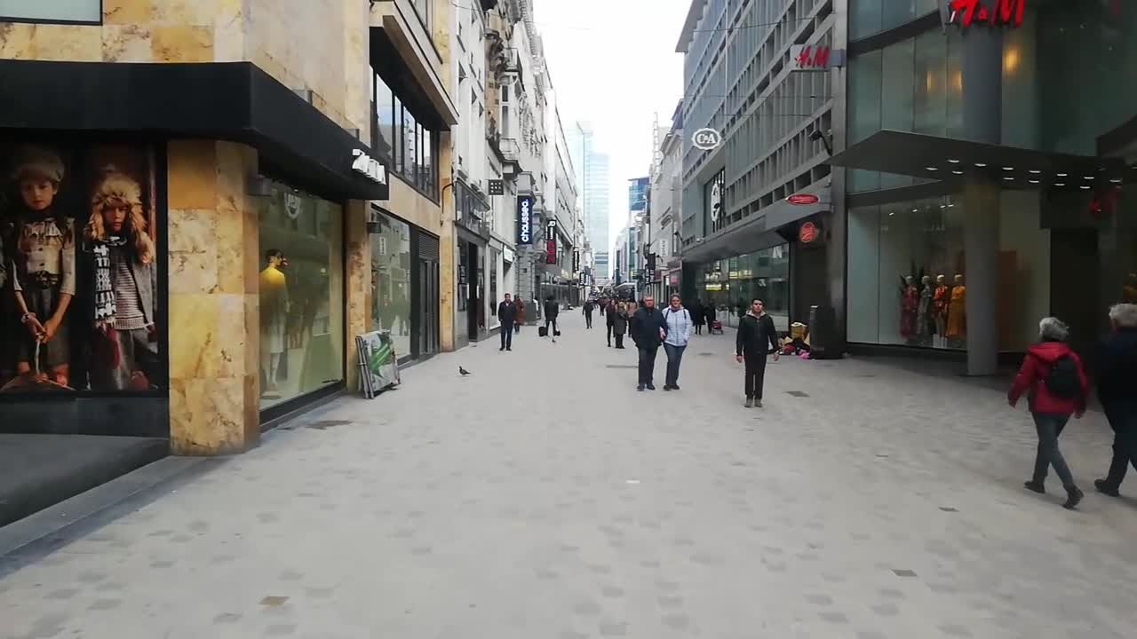 Coronavirus: les commerces de la rue Neuve sont fermés ce samedi