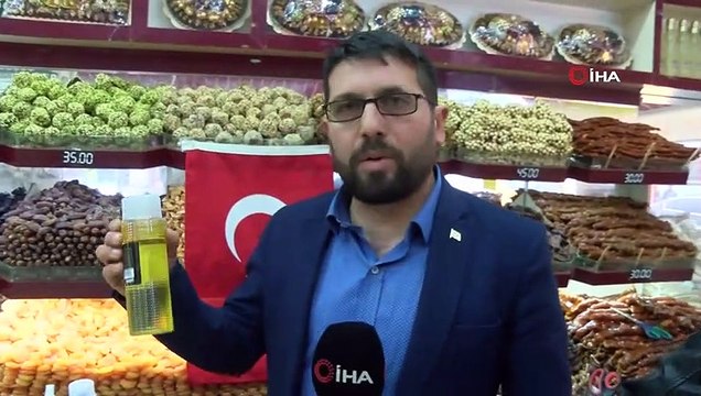 Fırsatçılara inat alışveriş yapana kolonya bedava