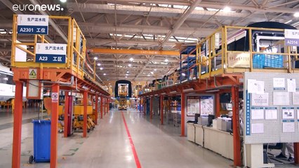 Los contagios de COVID-19 bajan en China y Corea del Sur