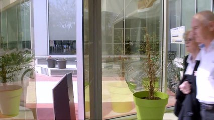 كورونا يفرغ الشواطئ الإسبانية من السيّاح المتقاعدين