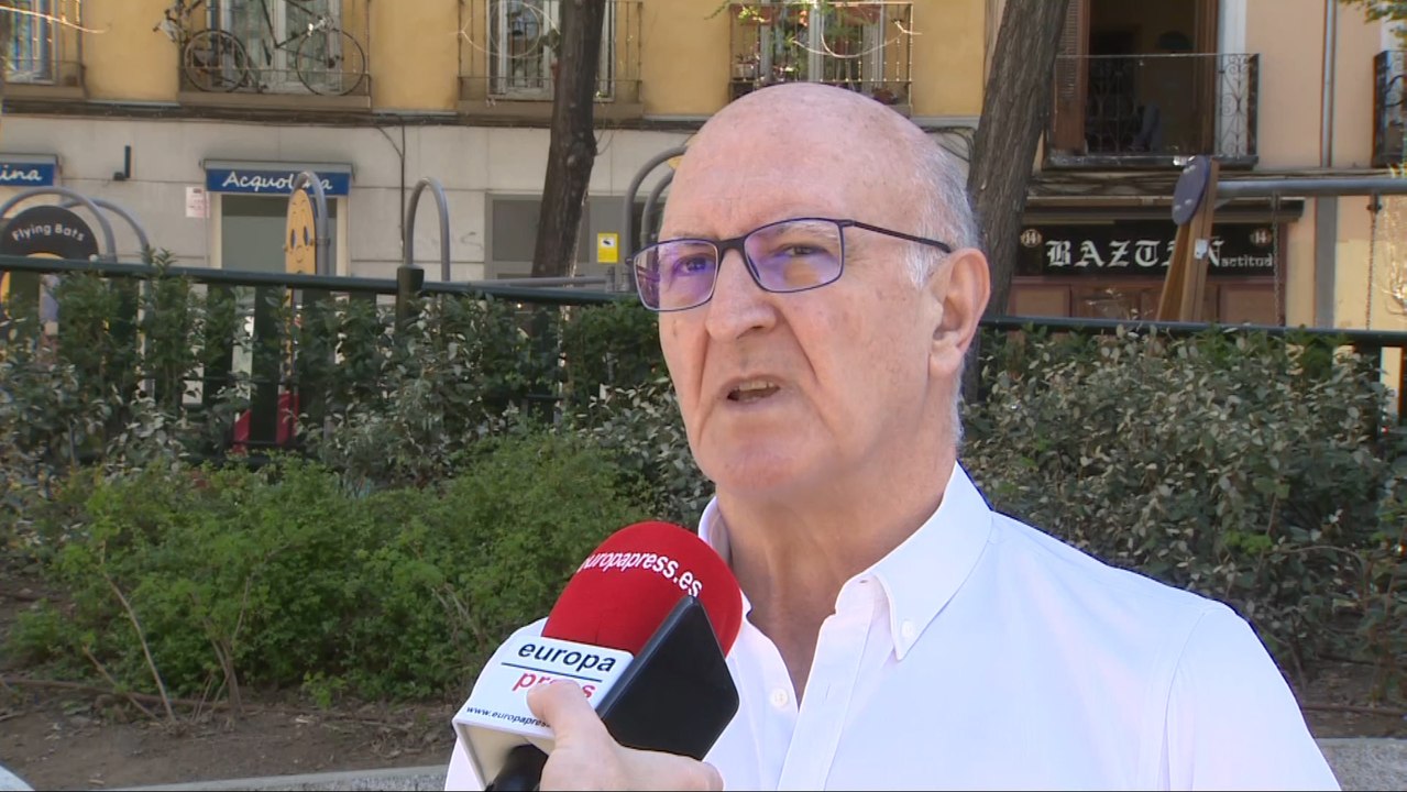 Psicólogo señala que "no tenemos que pensar por nuestra cuenta"