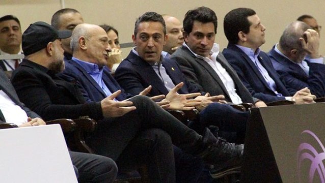 Ali Koç, Konyaspor maçı öncesi derbiyi izledi