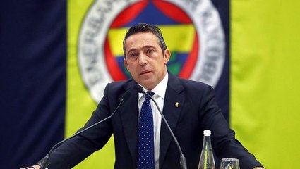Fenerbahçeli taraftarlar, Ali Koç'u istifaya davet etti