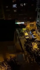 Cientos de ciudadanos aplauden en Tenerife a los sanitarios que enfrentan el coronavirus