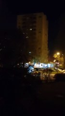 Milhares de portugueses saíram às varandas para aplaudir os profissionais de saúde