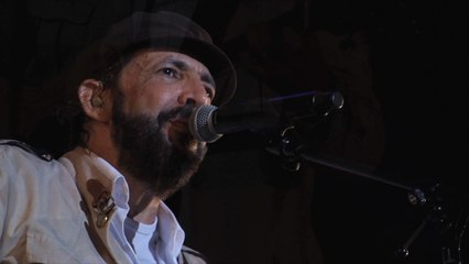 Juan Luis Guerra 4.40 - Ojala Que Llueva Café