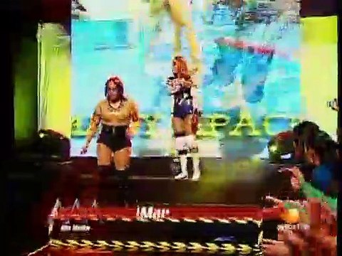 AAA Sin Limite 2009.10.19 Leon de los Aldamas - Match #03 Faby Apache & Mary Apache vs. La Legion Extranjera