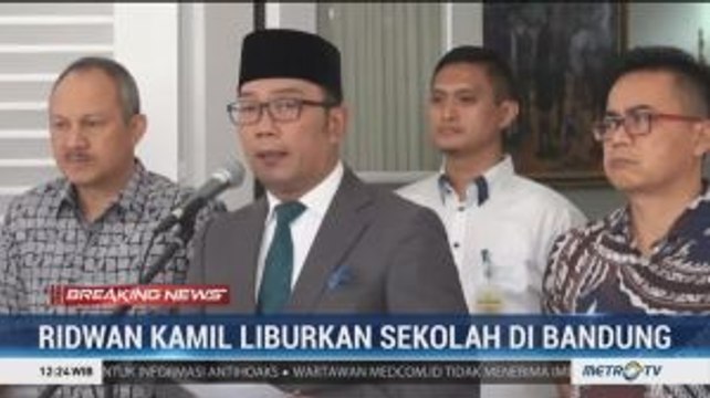 Ridwan Kamil Liburkan Sekolah di Bandung