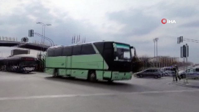 Umre yolcularını taşıyan 4 uçak daha Esenboğa Havalimanı'na indi