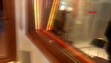 İZMİR Della Miles, Mustafa Ceceli ile düet için stüdyoya girdi