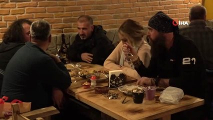 Mavi Fularlılar, Van'ın çay kültürünü yaşatmaya çalışıyor