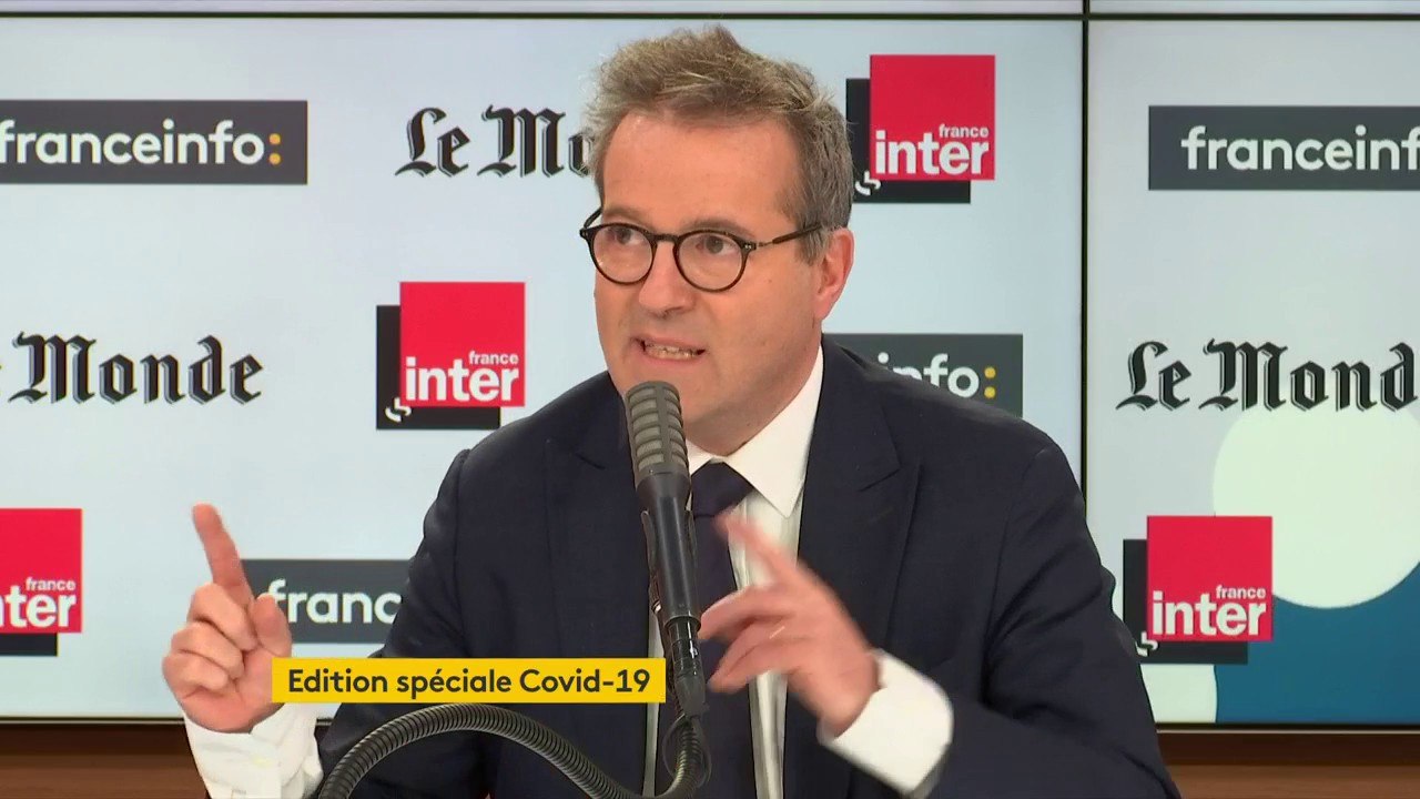 Martin Hirsch, directeur de l'AP-HP : "Si la courbe de l'épidémie suit un mouvement naturel, où les gens continuent leur vie quotidienne, le moment où une large partie de la population sera contaminée arrivera vite et haut."