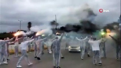 Kocaelisporlu taraftarlarından takımlarından ilginç uğurlama