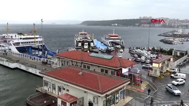 ÇANAKKALE Gökçeada ve Bozcaada feribot seferlerine poyraz engeli