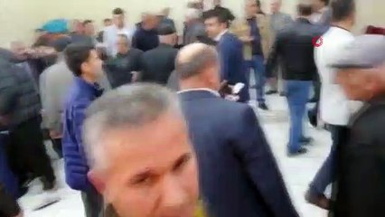 Verem Savaş Derneği kongresinde kavga çıktı