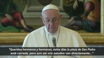 El papa reza por los afectados por el coronavirus y los profesionales sanitarios