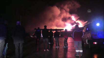 Benzin istasyonunda çıkan yangına itfaiyeden müdahale (2) - BİLECİK