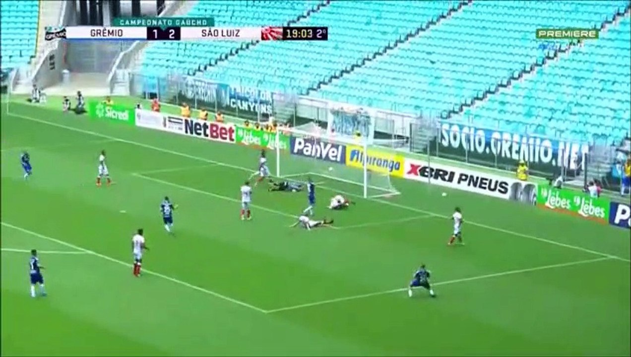 GOL DO GREMIO TIAGO NEVES 2X2