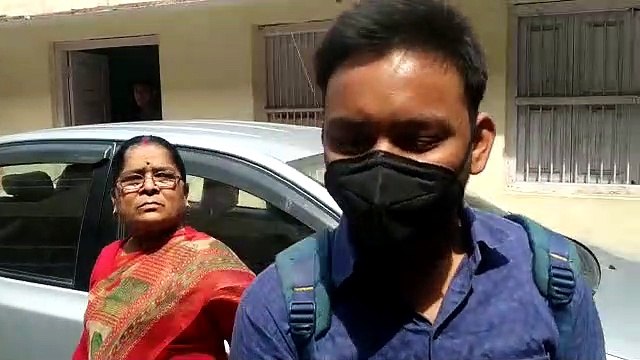 कोरोना के चलते प्रशासन कर रहा हर संभव कोशिश, लेकिन शिक्षा इंस्टीट्यूट बन रहें हैं बांधा