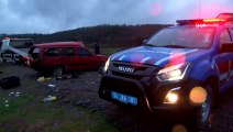 Adapazarı'dan Trafik Kazası, Takla Atan Otomobil Hurdaya Döndü