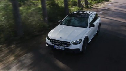 Die neue Mercedes-Benz E-Klasse - Nächste Generation Fahrassistenzsysteme- bessere Unterstützung im Stau und beim Parken