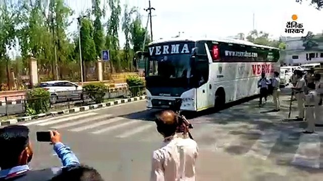 राज्यपाल के विधानसभा जाने से पहले कमलनाथ ने फ्लोर टेस्ट नहीं कराने का पत्र जारी किया, नाराज गवर्नर 11 मिनट में सदन से लौटे