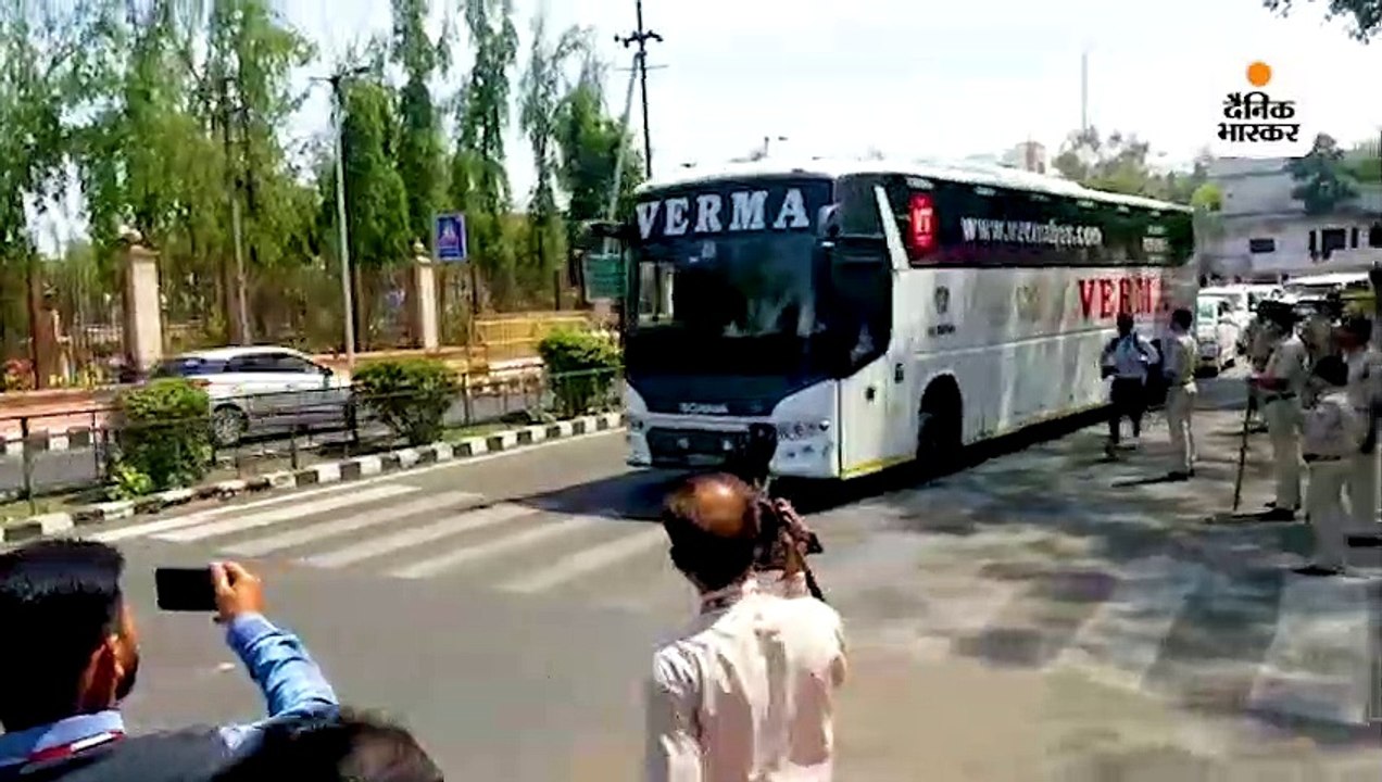 राज्यपाल के विधानसभा जाने से पहले कमलनाथ ने फ्लोर टेस्ट नहीं कराने का पत्र जारी किया, नाराज गवर्नर 11 मिनट में सदन से लौटे