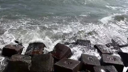 Marmara Denizi'nde poyraz etkisini sürdürüyor