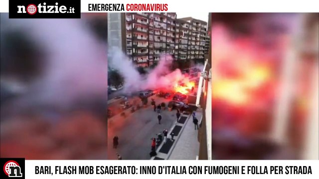 Coronavirus, a Bari flashmob con fuochi d'artificio e folla in strada per cantare inno | Notizie.it