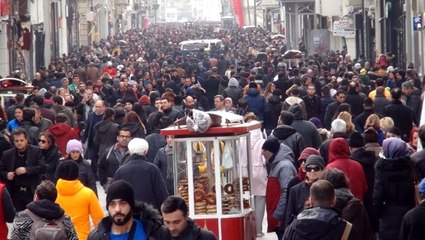 Koronavirüs anketi yüzde 45'lik kesimin salgına karşı önlem almadığını ortaya koydu