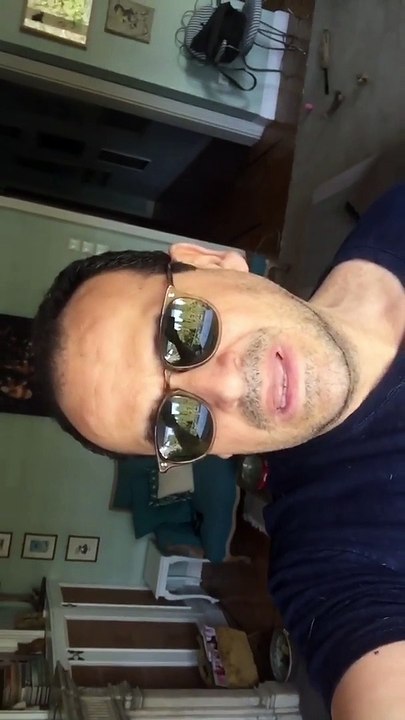 Κορονοϊός-Μένουμε σπίτι: Το βίντεο μέσα από το υπέροχο σπίτι του και το ξέσπασμά του για όσους δεν συμμορφώνονται