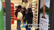 Files d'attente et lieux désertés : Paris au temps du coronavirus