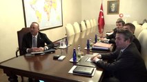 Dışişleri Bakanı Mevlüt Çavuşoğlu, Çin, İran, Irak ve İtalya Büyükelçi ve Başkonsoloslarıyla tele...