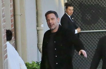 Ben Affleck calls on fans to donate to Feeding America food banks