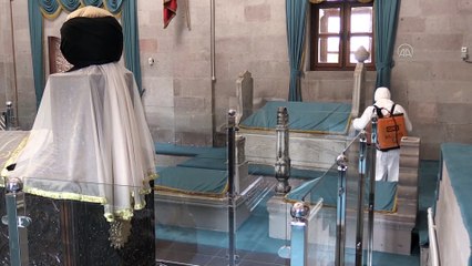 Cemaatle ibadete ara verilen cami ve mescitler dezenfekte ediliyor - KARS