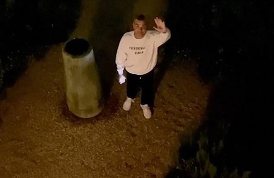 Ayda Field social distancing herself from Robbie Williams