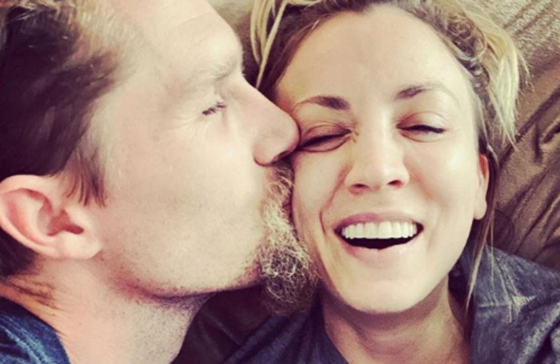 Kaley Cuoco und Karl Cook wohnen jetzt zusammen