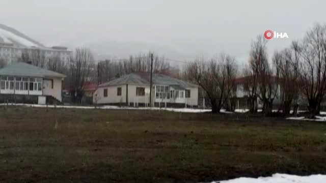 Baharı beklerken, Karlıova'ya kar geldi